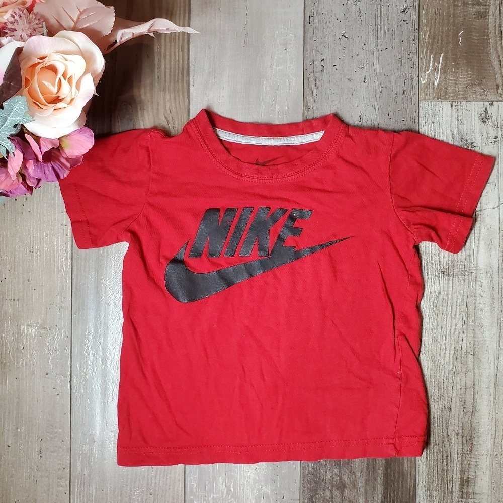 Nike Swoosh Toddler Boy Red Black T-Shirt Size 3T 100% Cotton
